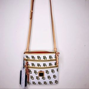 Dooney & Bourke Purse 👜